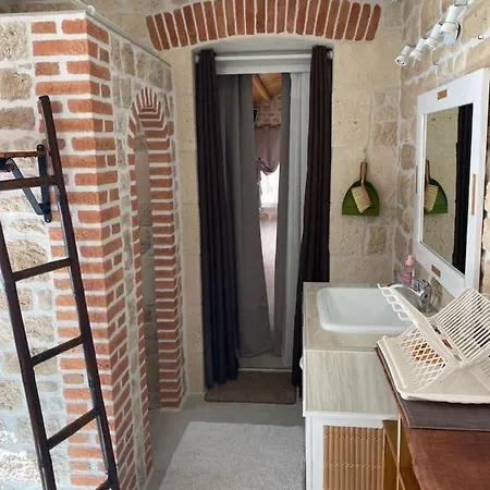 Des Mathes, D'hôtes, * Les Mathes