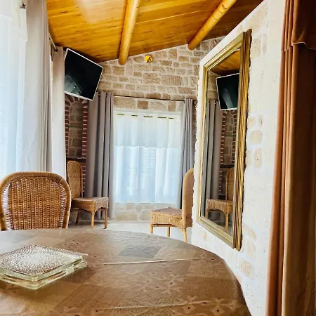 Des Mathes, D'hotes, * Les Mathes