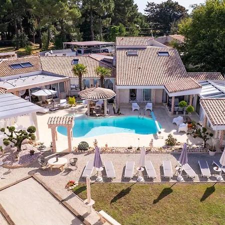 Des Mathes, D'hotes, Bed & Breakfast *